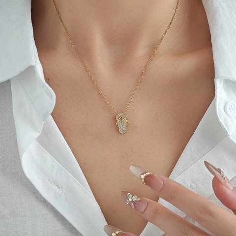 Fashion Stainless Steel Flip Flop Pendant Necklace For Women Rhinestone Butterfly Cross Mushroom Flower Charm Summer Jewelry