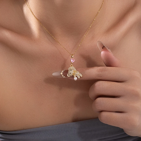 Squisita Collana Con Ciondolo a Forma di Cuore e Orso per Donna Catena in Acciaio Inossidabile Zirconia Perla Artificial Gioielli Animali