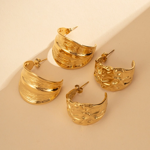 Franse Vintage Chunky C-Vormige Roestvrijstalen Hoepel Oorbellen Voor Dames Onregelmatige Gehamerde Rimpeling Textuur Sieraden