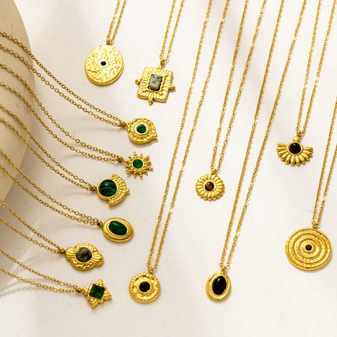 Vintage 18K Gold Plated Stainless Steel Necklace For Women Retro Palace Style Natural Stone Geometric Pendant Jewelry
