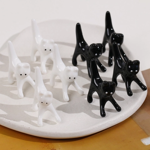 Ciondoli Gatto in Resina Fai da Te Simpatiche Figurine di Gattini Neri e Bianchi per Gioielli Custodia Telefono Decoro Tavolo