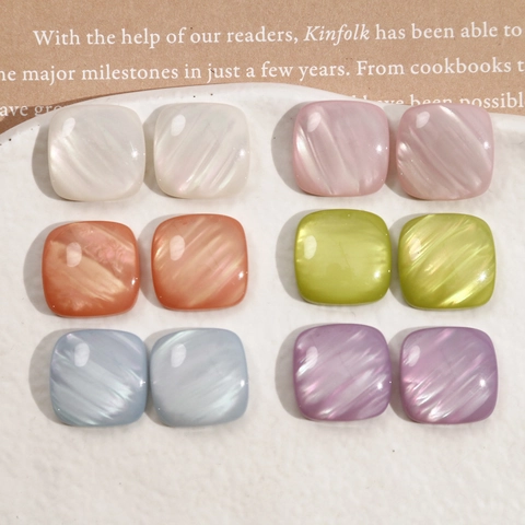Breloques en Résine Nacrée DIY Forme Cœur Carré Rond pour Création de Bijoux Boucles d'Oreilles Étui de Téléphone Décor Artisanat