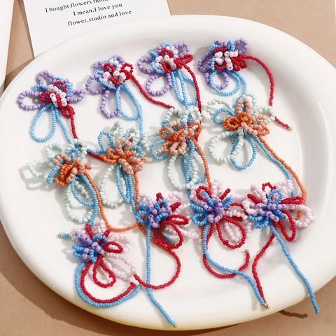 Accessori per Gioielli Fai da Te Ciondolo Floreale in Stile Bohémien Con Nappa di Fiori in Perline di Vetro Tessute a Mano Donna