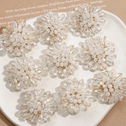 Handmade Braided Glass Flower Charms For DIY Jewelry Making Gold Wire Clear Crystal White Bead Flower Pendant For Earrings