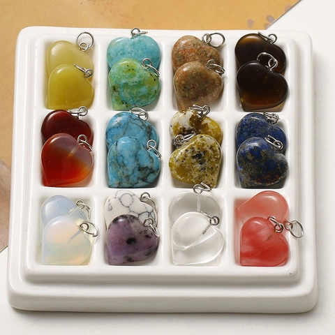 Heart Shaped Natural Stone Pendant Colorful Polished Crystal Charm For Necklace Earring Making Personalized Jewelry Accessory Women