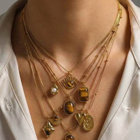 Collana con Ciondolo in Acciaio Inossidabile Placcato Oro 18K Vintage per Donna Uomo Gioielli con Occhio di Tigre Perla Artificial Cuore Croce Catena a Serpente Bohemien