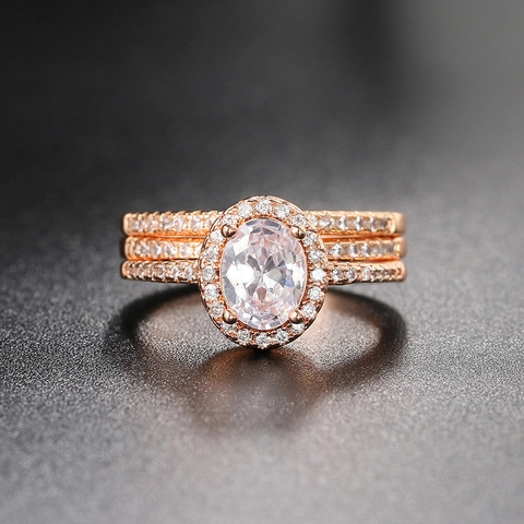 Western Classic Oval Zirconia Ring Set For Women Copper Rose Gold Silver Plated Stackable Engagement Wedding Band Elegant Halo Luxury Finger Ring