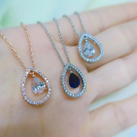 Moda Collana Con Ciondolo in Zirconia a Forma di Pera in Rame per Donna Gioielli Con Ciondolo a Goccia d'Acqua Galvanizzati