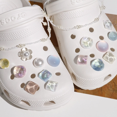 Harz DIY Schuhanhänger Set Für Clogs Glitzer Wasserwelle Künstliche Perlenketten Süße Personalisierte Schmuck Accessoires