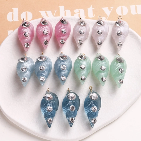 Pendentifs en Résine en Forme de Conque avec Incrustation de Strass Accessoires de Bijoux DIY Breloques Sucrées Coréennes Femme