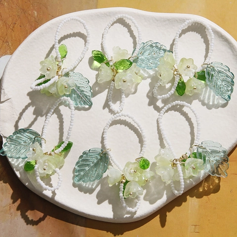 Style Antique Feuille Verte Campanule Perles de Verre Matériaux de Fabrication de Bijoux DIY Fleur Élégante pour Pinces