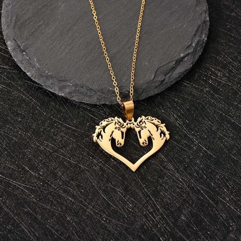 Stainless Steel Heart Double Horse Head Pendant Necklace Gold Plated Hollow Animal Lover Jewelry For Couples Women Men