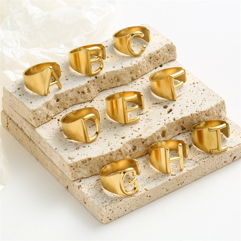 Minimalistischer Edelstahl 26 Alphabet Initial Ringe Für Damen Personalisierte Trendige Ausgehöhlte Buchstaben Gold Silber Verstellbare Offene Fingerring Schmuck