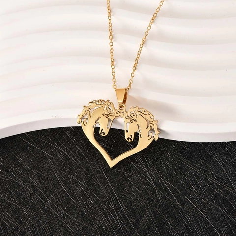 Stainless Steel Heart Double Horse Head Pendant Necklace Gold Plated Hollow Animal Lover Jewelry For Couples Women Men