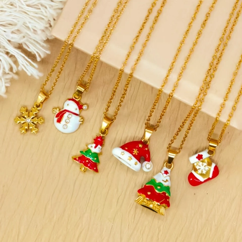 Christmas 304 Stainless Steel Necklace Enamel Snowman Snowflake Tree Pendant Gold Chain Festive Jewelry Women Gift