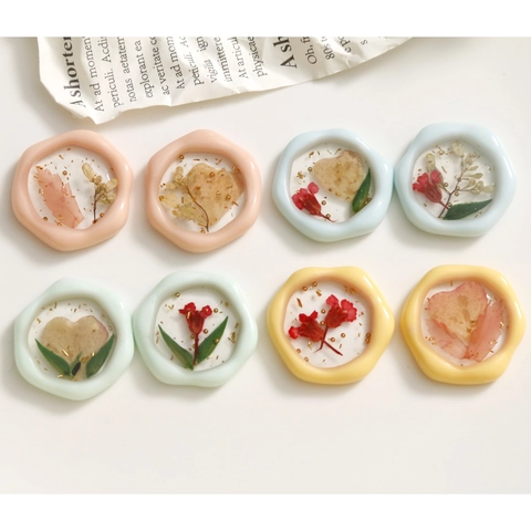 Charmes en Résine Faits à la Main Vraies Fleurs Séchées Couleur Macaron Incrustation Florale Feuille d'Or Accessoires Bijoux