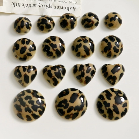 Vintage Leopard Print Resin Heart Round Cabochons DIY Jewelry Patches For Earrings Hairpin Phone Case Decoration Accessories