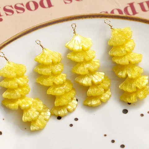 Handmade Acrylic Ginkgo Leaf Pendants Sweet Japanese Tassel Jewelry Making Material For Women Earrings Hair Accessories Hand Woven Yellow Charms
