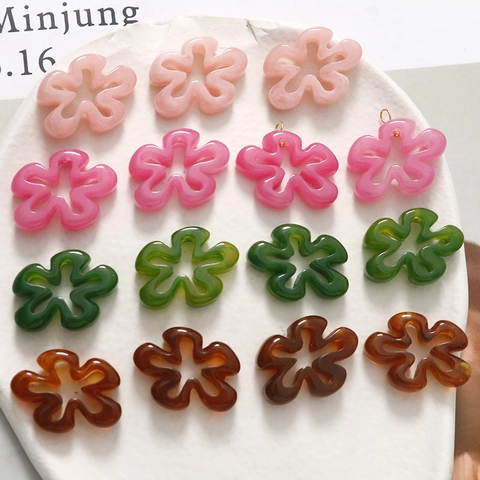 Unregelmäßige Hohle Harz-Blumenanhänger Für DIY-Schmuckherstellung Ohrringe Haarschmuck Handyhülle Dekorative Bastelteile