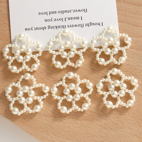 Componente Fiore in Perla Artificiale Intrecciata Barocca Accessorio Floreale Cavo in Acrilico per Fai da Te Gioielli Capelli Bianco
