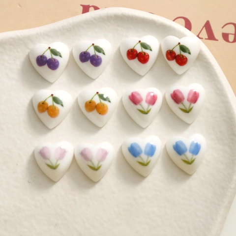 Herzförmige Harz Charms Kirsche Tulpe Bedruckt Flache Rückseite Cabochons DIY Zubehör Für Schmuckherstellung Handyhülle Dekor Damen Kinder