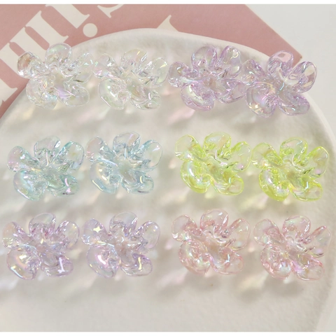 Iridescent Flower Shaped DIY Resin Accessories For Earrings Hair Clips Phone Case Decoration Aurora Gradient Floral Beads Jewelry Making Materials