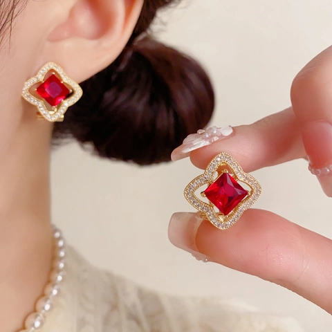 Boucles d'Oreilles Clous Trèfle en Cuivre et Strass Élégantes Françaises Plaqué Or Véritable Gemme Carrée Géométrique pour Femmes Bijoux