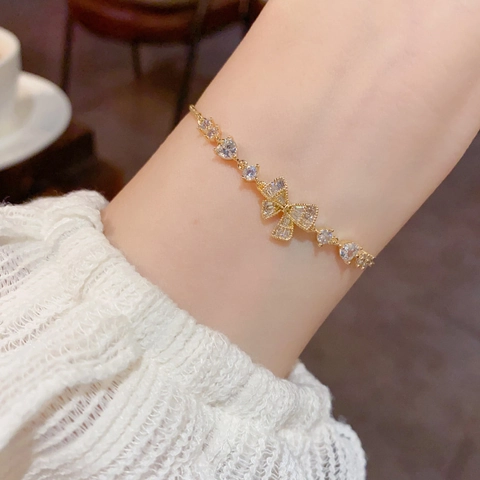 Elegant Bowknot Zirconia Adjustable Pull-Out Bracelet Fashion Gold Plated Heart Elements Copper Bracelet For Women Jewelry