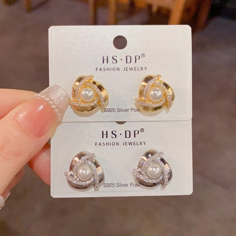 Boucles d'Oreilles Clous Spirale Triangle Chic Français Avec Perle Artificielle Et Strass Tige en Argent Sterling 925 Plaquée Or