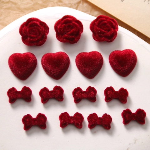 Amuletos de Acrílico DIY Rosa Corazón Lazo Flocado Rojo para Creación de Joyas Clip de Pelo Funda de Teléfono Decoración
