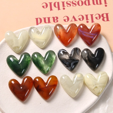 Accessoires DIY en Résine Forme de Cœur Style Coréen avec Texture de Marbre pour Boucles d'Oreilles Pinces à Cheveux et Étuis