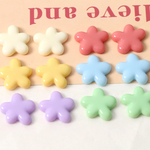 Süße Harz Blumen Flatback Zubehör Glänzend Cremig Fünf Blatt Blumen Charms Für DIY Schmuck Haarklammer Handyhülle Dekor