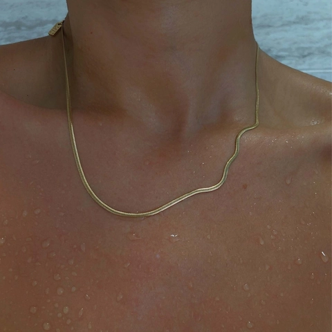 Collier Chaîne Serpent en Acier Inoxydable Plaqué Or Minimaliste pour Femmes Hommes Bijoux de Mode Rétro Collier à Mailles de Serpent