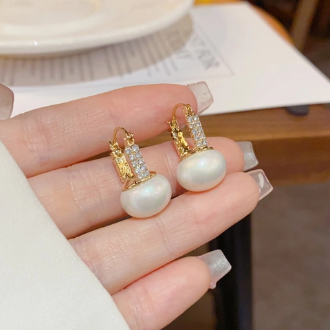 French Geometric Square Copper Earrings With Real Gold Plating Artificial Pearl Rhinestone Huggie Earrings For Women Jewelry