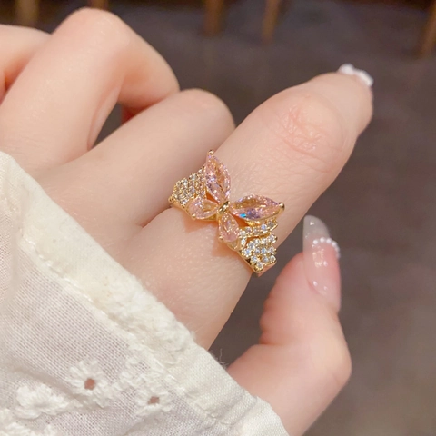 Anillo Abierto de Mariposa Con Zirconia Brillante Exquisito Lujo Ligero Chapado en Oro Cobre Anillo Ajustable Joyería Mujer