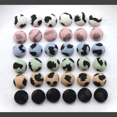 Round Fabric Covered Buttons Leopard Print Polka Dot Cotton DIY Jewelry Findings For Hair Clip Phone Case Material