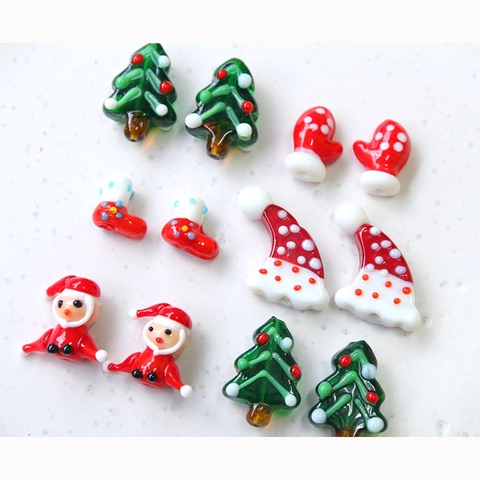 Handmade Lampwork Glass Christmas Charms For DIY Jewelry Making Santa Claus Tree Hat Sock Glove Festive Decorative Beads Gift