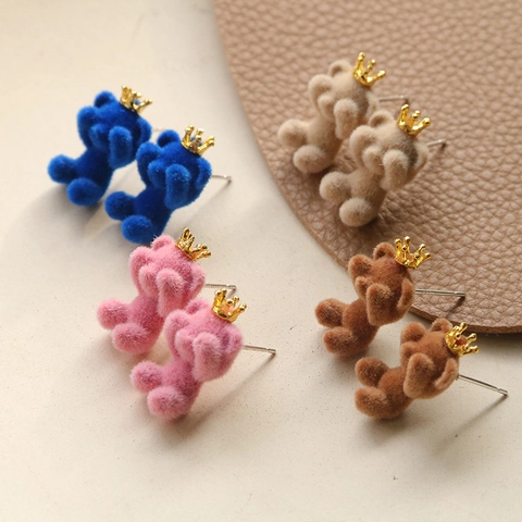 Kroon Gevlokte Beer DIY Sieraden Accessoire Legering Hanger Voor Oorbellen Haarpelden Telefoonhoesjes Pluizige Beer Craft