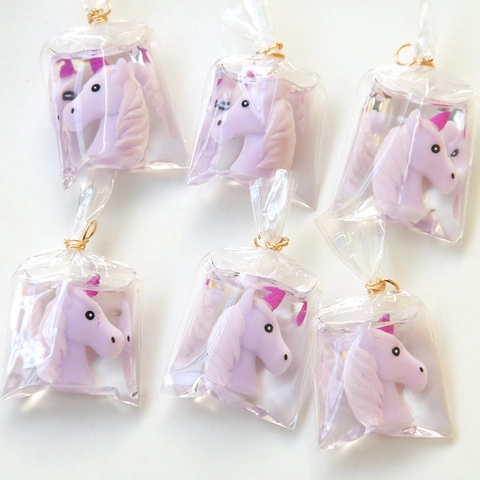 Colgante de Resina de Unicornio Dulce Diseño Único de Bolsa de Líquido Accesorio de Joyería DIY para Pendientes Clip de Pelo