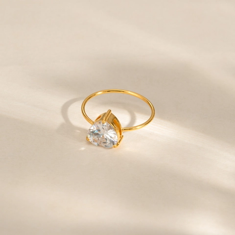18K Gold Plated Stainless Steel Heart Ring For Women Elegant Rhinestone Inlaid Proposal Engagement Fashion Jewelry Gift