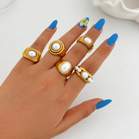 Bague en Acier Inoxydable Plaqué Or 18K Vintage pour Femmes Style Rétro Géométrique Perle Artificielle Bijoux Quotidiens