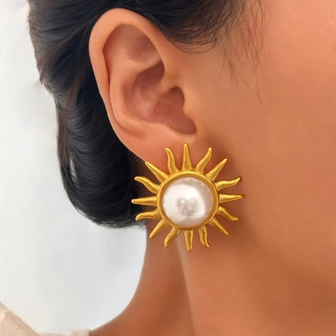 Vintage Stainless Steel Sun Flower Stud Earrings With 18K Gold Plating And Imitation Artificial Pearl For Women Holiday Jewelry