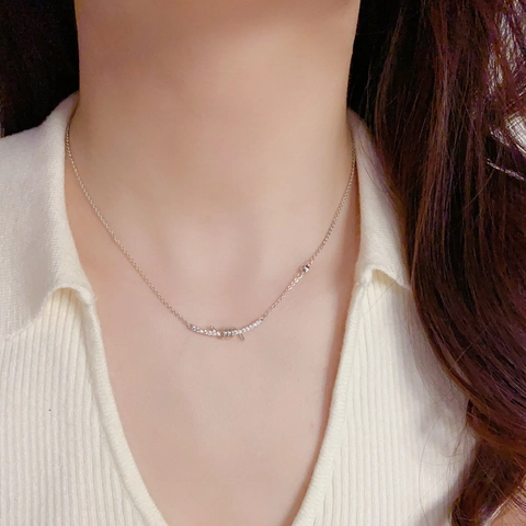 14K Gold Plated Copper Barbed Wire Knot Smiling Necklace With Rhinestone For Women Simple Elegant Clavicle Chain Jewelry
