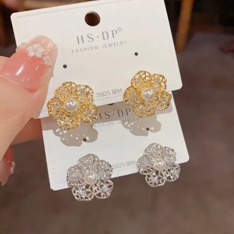 Hollow Flower Petal Stud Earrings With 925 Sterling Silver Earring Post Rhinestone Artificial Pearl Copper Fashion Jewelry