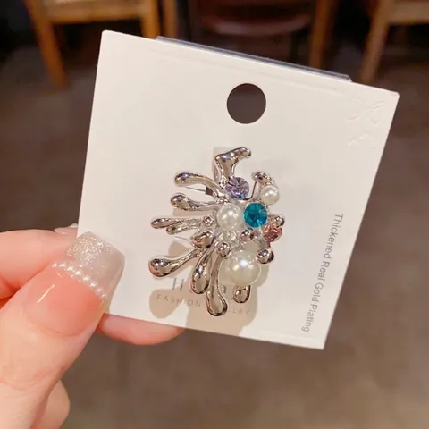 Broche Único de Metal con Fuegos Artificiales y Perla Artificial para Mujer Broche de Cobre Galvanizado con Strass Artístico