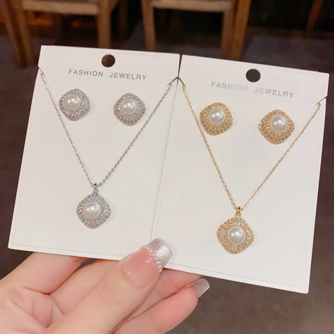Bijoux Losange Élégants Collier Et Boucles D'Oreilles Avec Künstliche Perle D'Imitation Zircone Tige En Argent Sterling 925 Femme