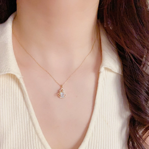 Collier Pendentif Hulu Style Chinois Femmes Cuivre Plaqué Or Véritable Zirconia Nœud Papillon Calebasse Bijoux Élégants
