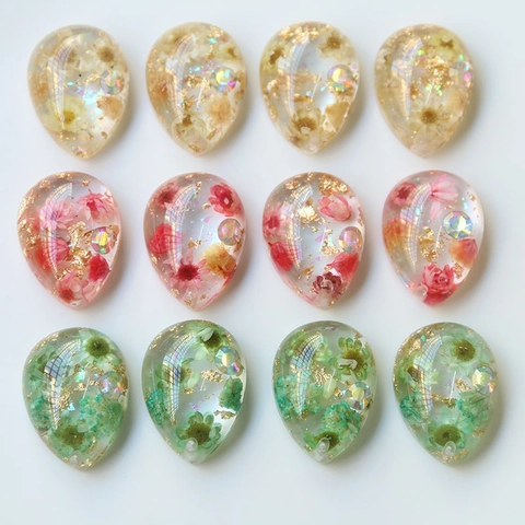 Handmade Teardrop Resin Findings With Preserved Dried Flower Gold Foil Transparent Teardrop Pendants Rhinestone Daisy Craft Supplies