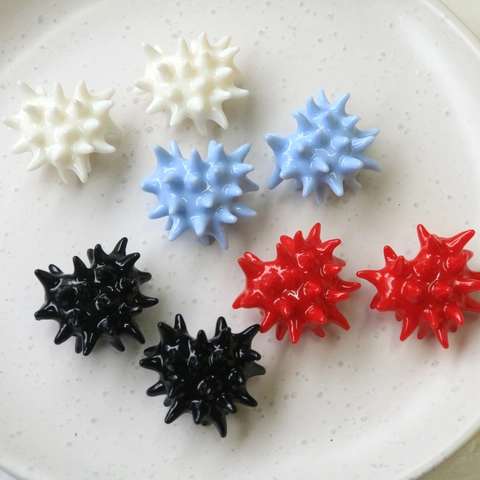 3D Devil Heart Urchin Ball Resin Charms For DIY Earrings Phone Case Keychain Spiky Heart Pendants Jewelry Crafting Materials