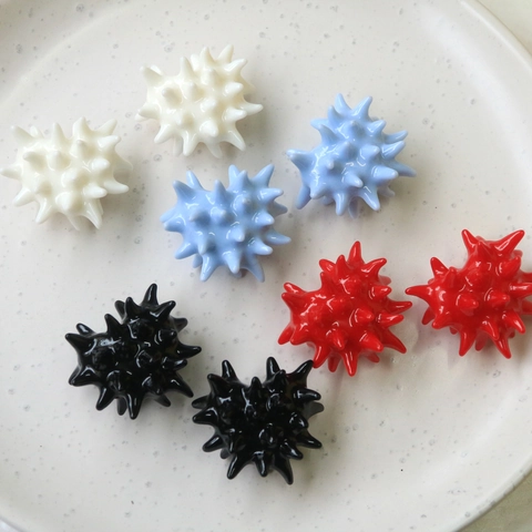 3D Devil Heart Urchin Ball Resin Charms For DIY Earrings Phone Case Keychain Spiky Heart Pendants Jewelry Crafting Materials